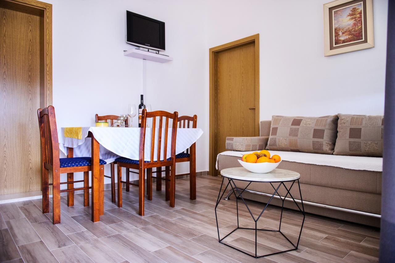 Apartments Mila Marina Dış mekan fotoğraf