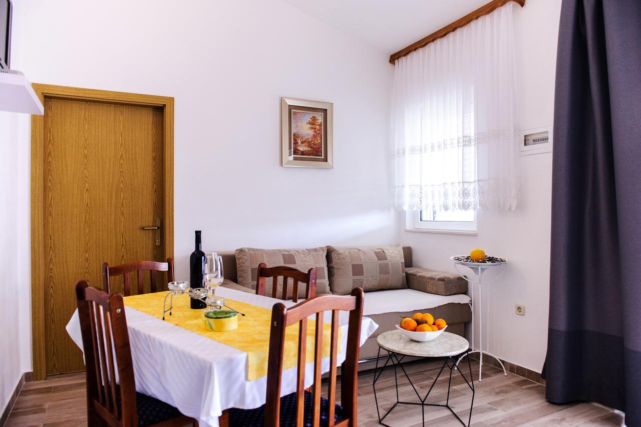 Apartments Mila Marina Dış mekan fotoğraf