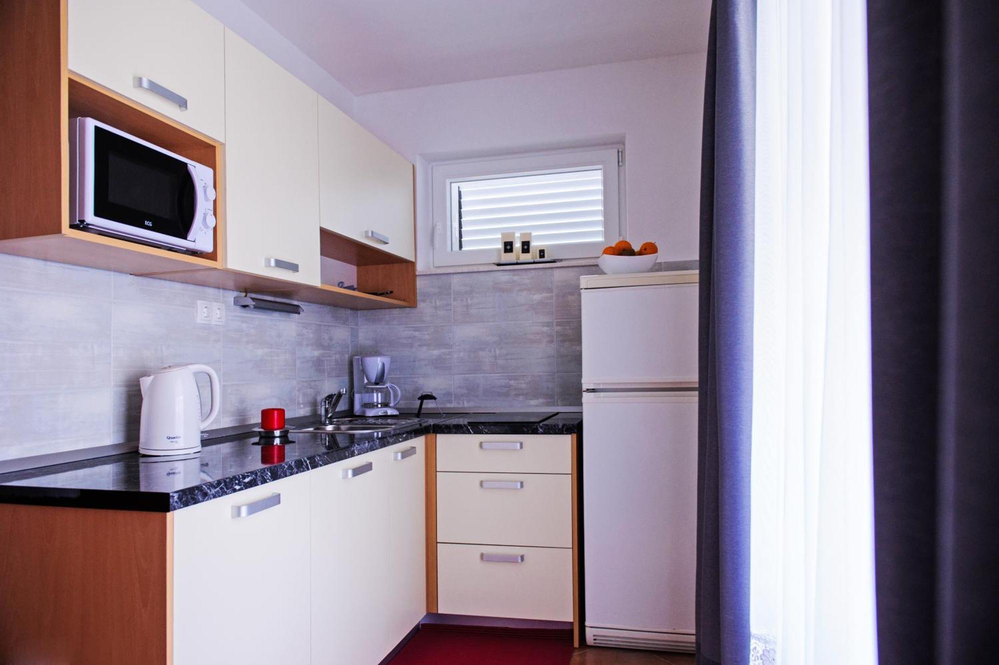 Apartments Mila Marina Dış mekan fotoğraf